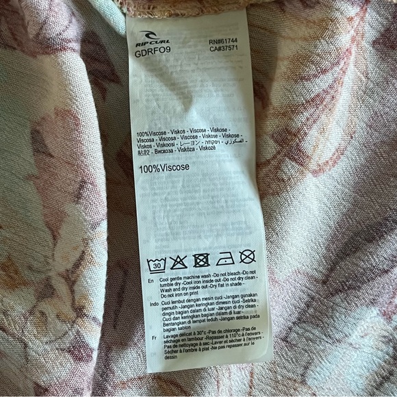 Ripcurl Namotu Wrap Maxi Dress in Apricot - Size Medium - Picture 16 of 16